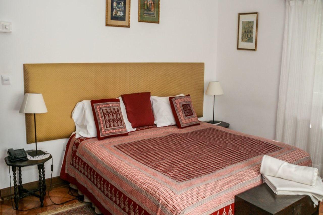 Casa Shanti Niketan เอสตอริล ภายนอก รูปภาพ