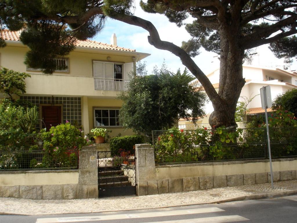 Casa Shanti Niketan เอสตอริล ภายนอก รูปภาพ