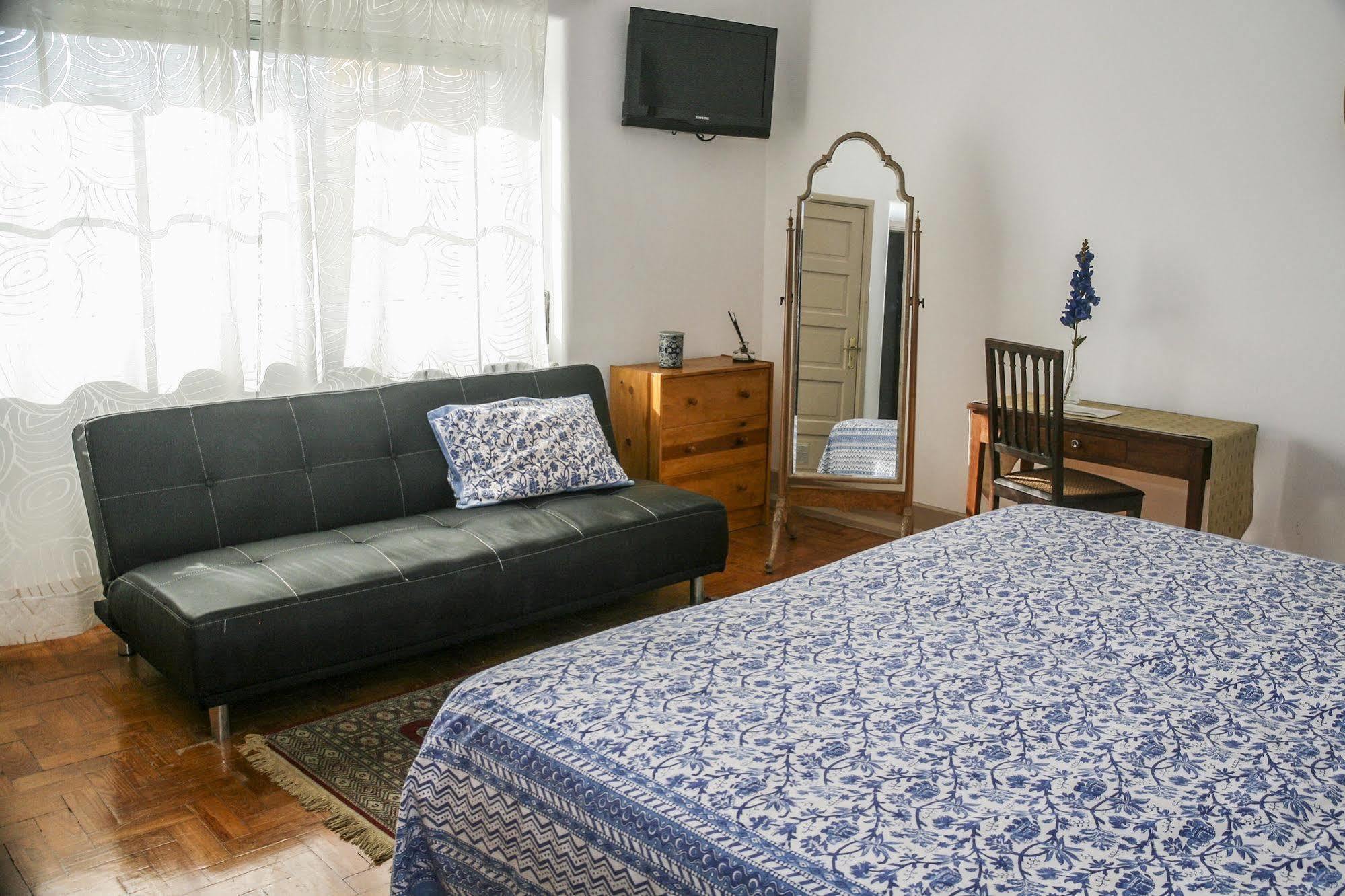 Casa Shanti Niketan เอสตอริล ภายนอก รูปภาพ