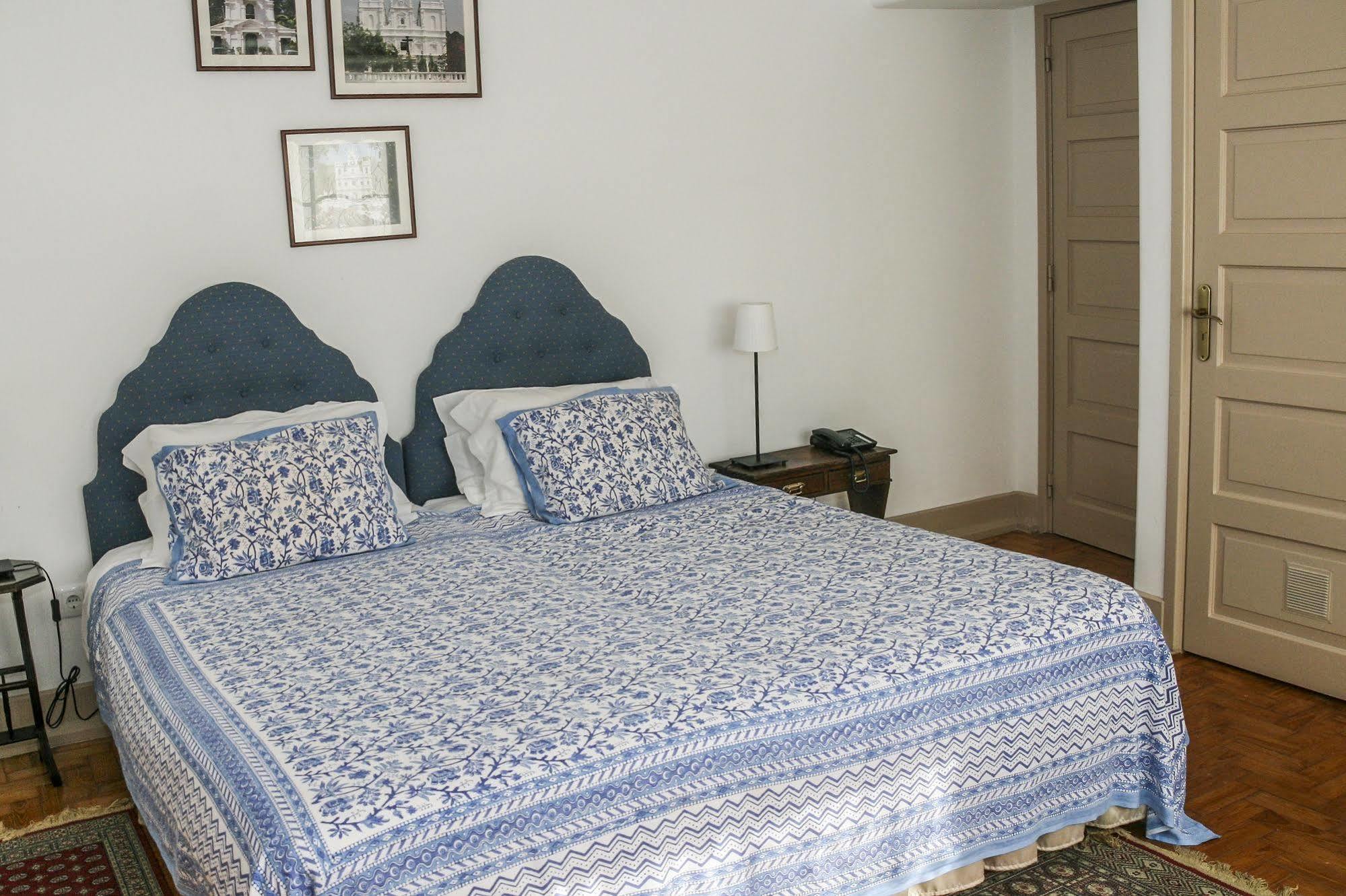 Casa Shanti Niketan เอสตอริล ภายนอก รูปภาพ